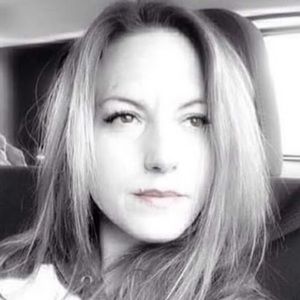 Meet your Posher, Carrie